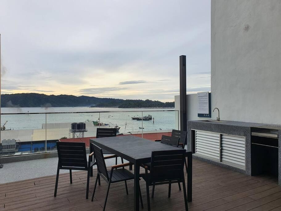 Kota Kinabalu City The Shore - Lucky 7 Homestay Exterior foto