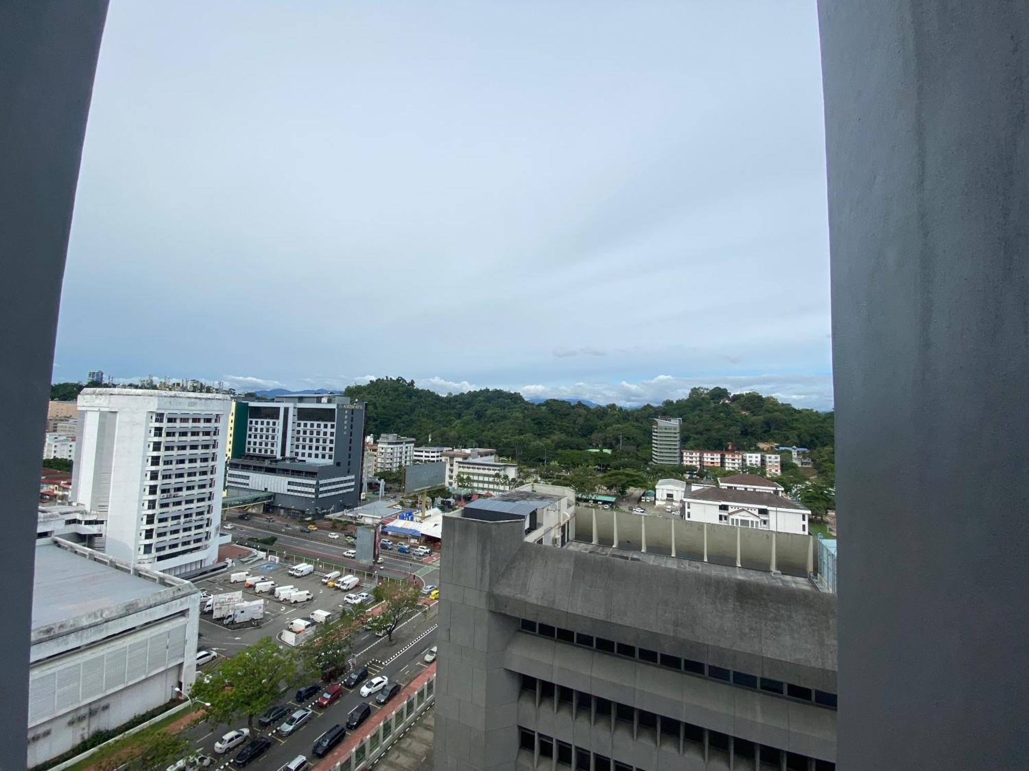 Kota Kinabalu City The Shore - Lucky 7 Homestay Exterior foto